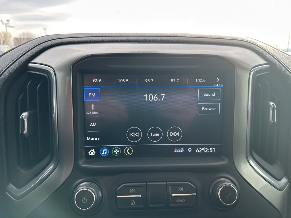 Certified 2021 Chevrolet Silverado 1500 RST image 3