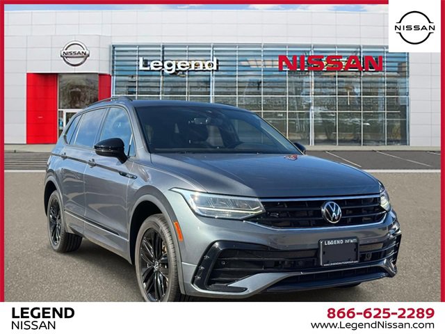 Used 2022 Volkswagen Tiguan SE R-Line