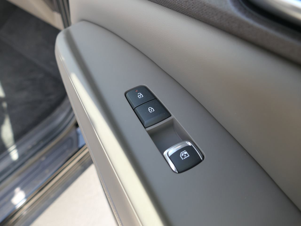 New 2026 Kia Carnival SX image 24