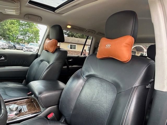 Used 2017 INFINITI QX80 4WD w/ Driver Assistance Package image 11