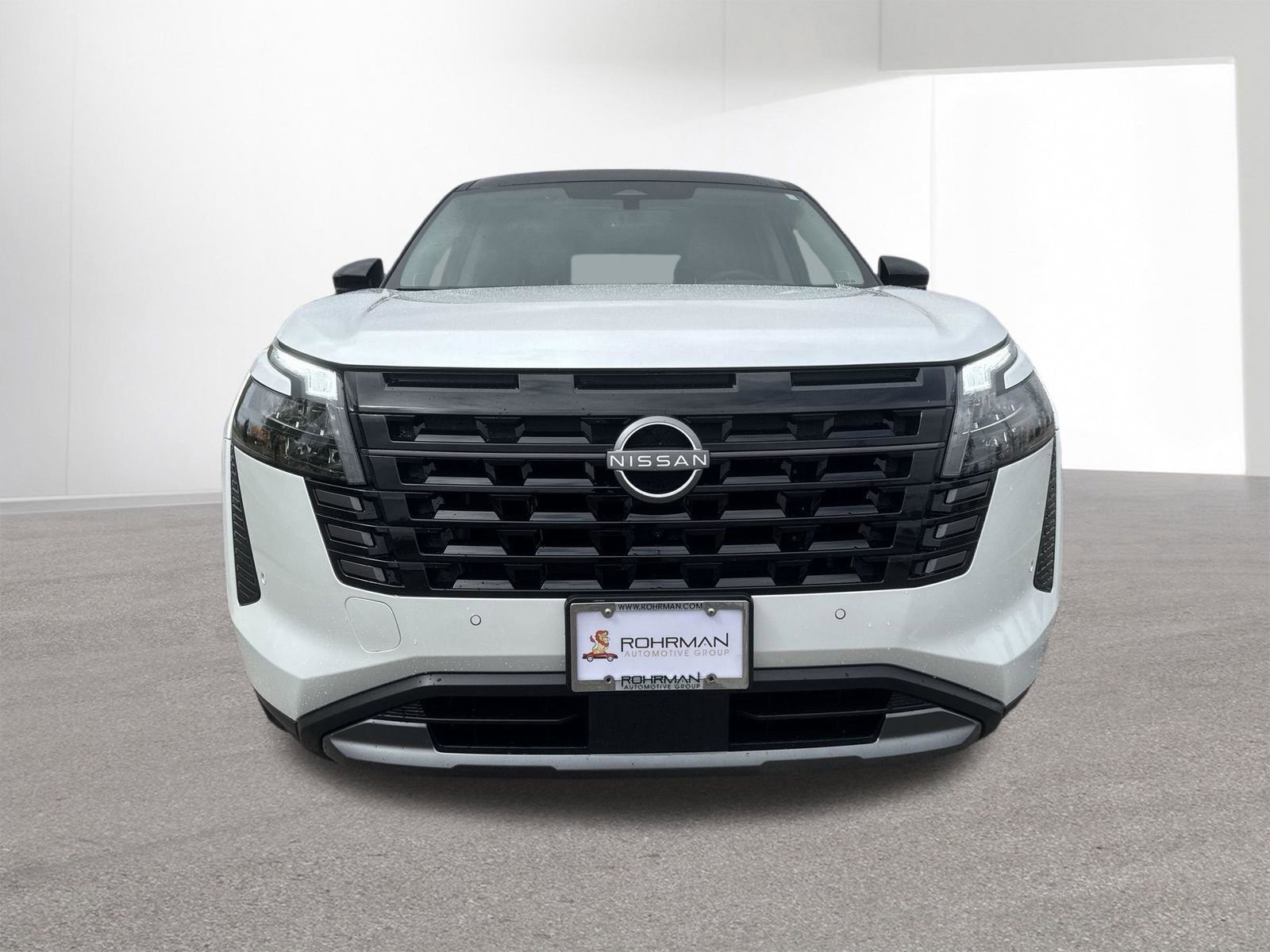 Used 2026 Nissan Pathfinder Platinum AWD/4WD image 32