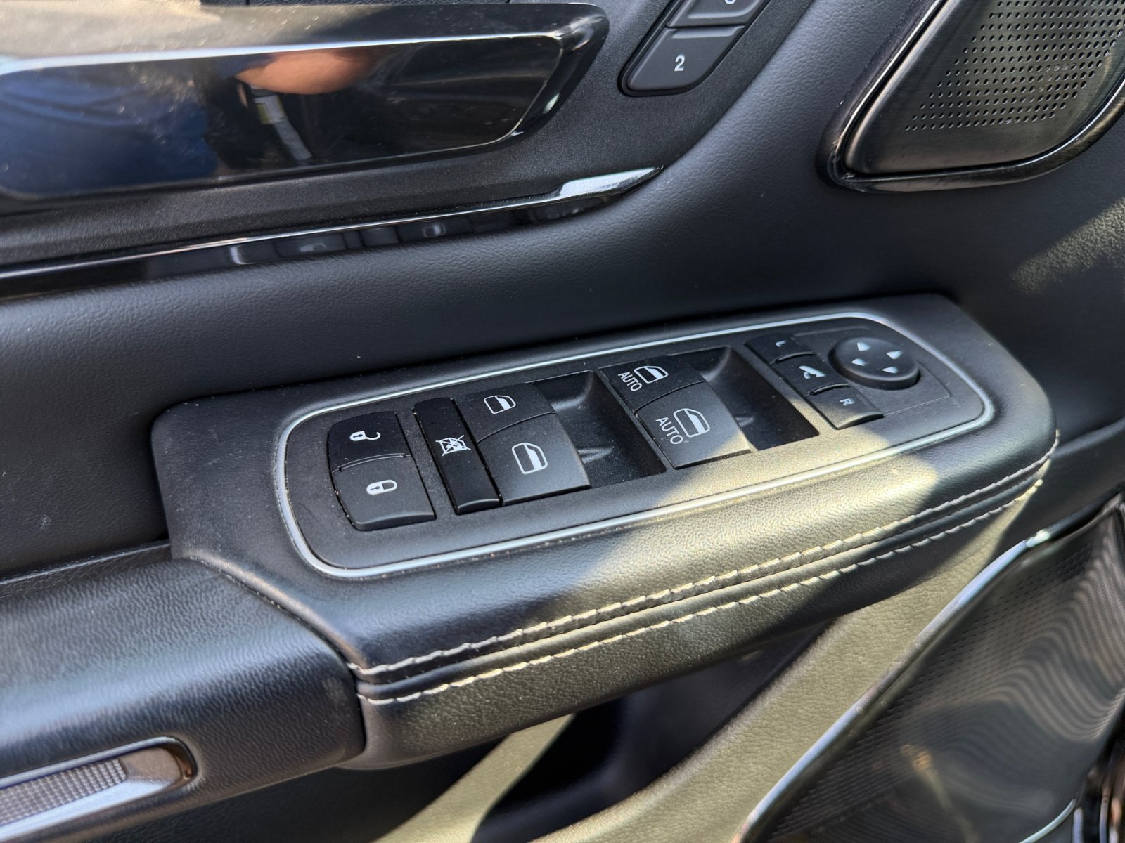 Used 2023 RAM 1500 Limited AWD/4WD image 17