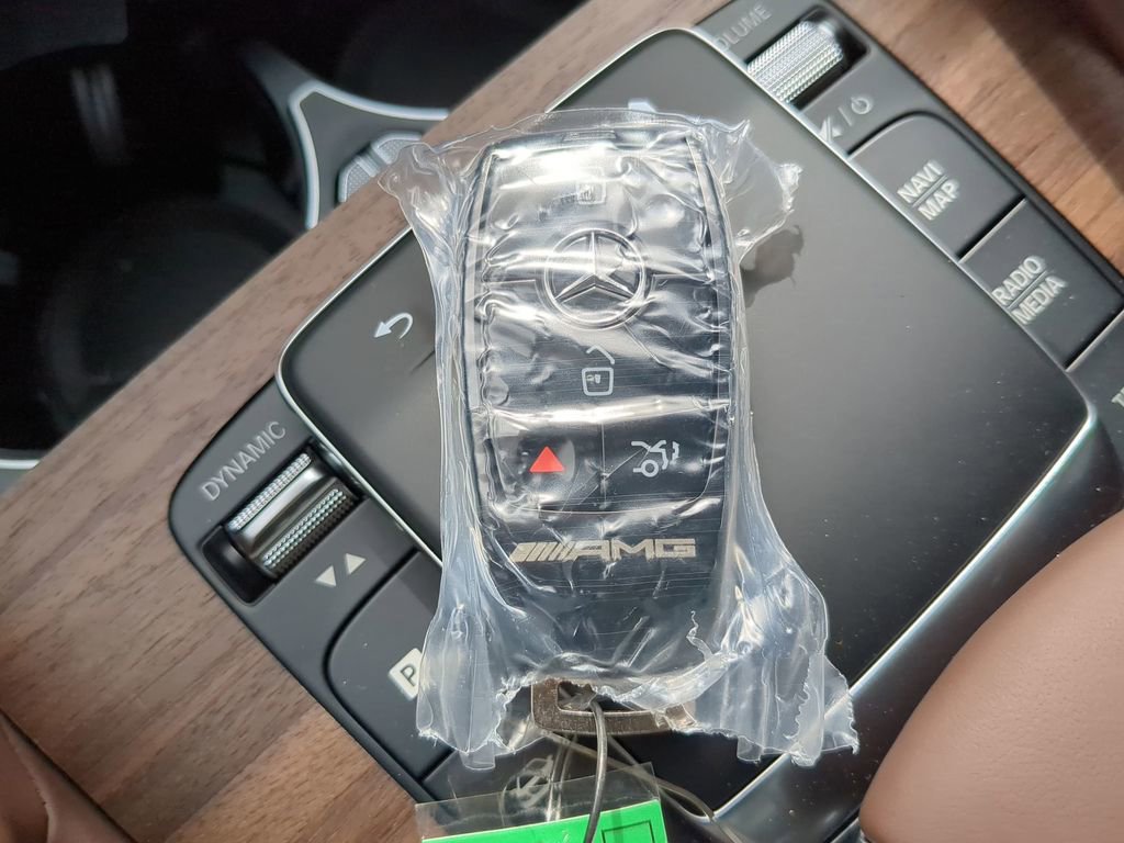 Used 2024 Mercedes-Benz GLE 53 AMG 4MATIC image 25