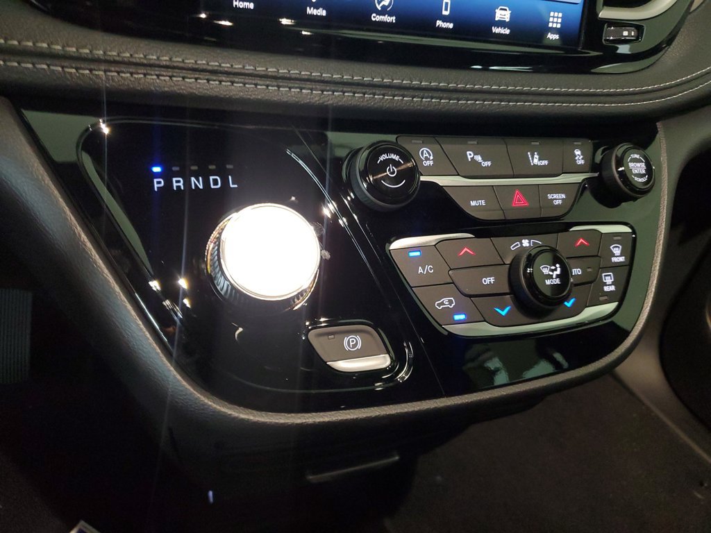 New 2027 Chrysler Pacifica Select FWD image 19