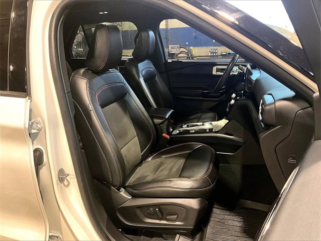 Used 2023 Ford Explorer ST-Line w/ Class IV Trailer Tow Package image 7