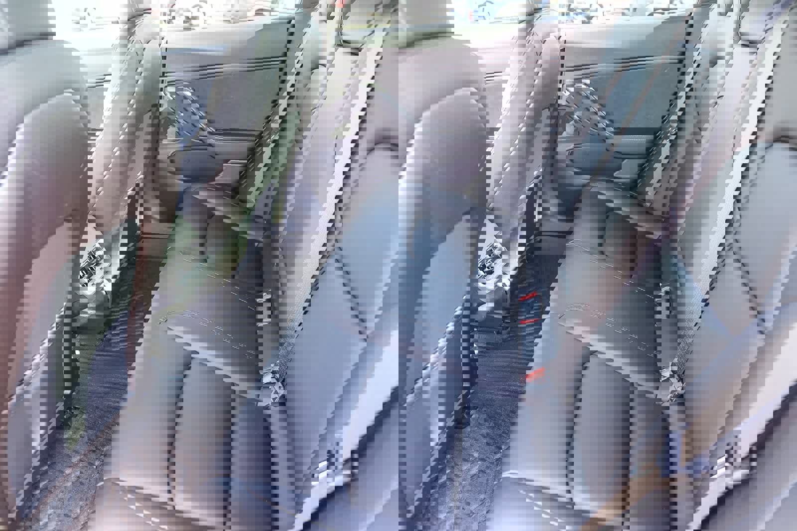 Used 2020 Tesla Model 3 Performance image 16