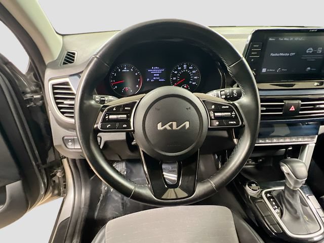 Certified 2023 Kia Seltos S FWD image 11
