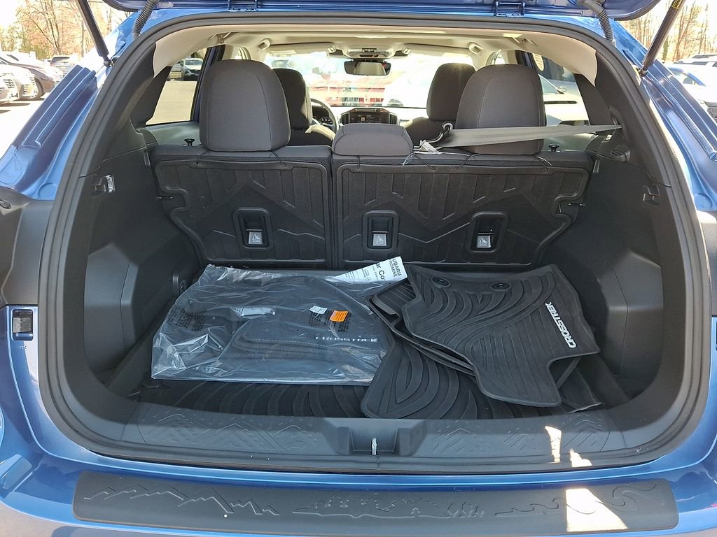 Used 2025 Subaru Crosstrek 2.0i Premium image 28