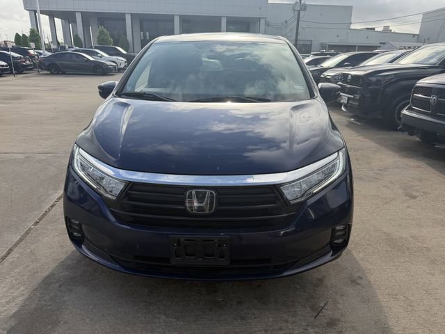 Used 2024 Honda Odyssey EX-L image 2