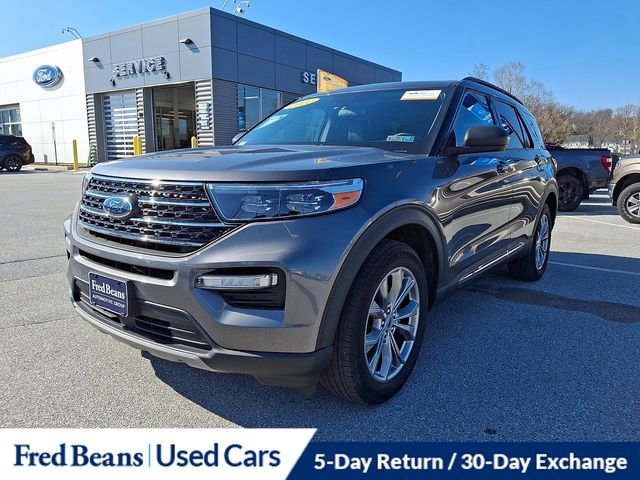 Used 2022 Ford Explorer XLT w/ Equipment Group 202A AWD/4WD image 4
