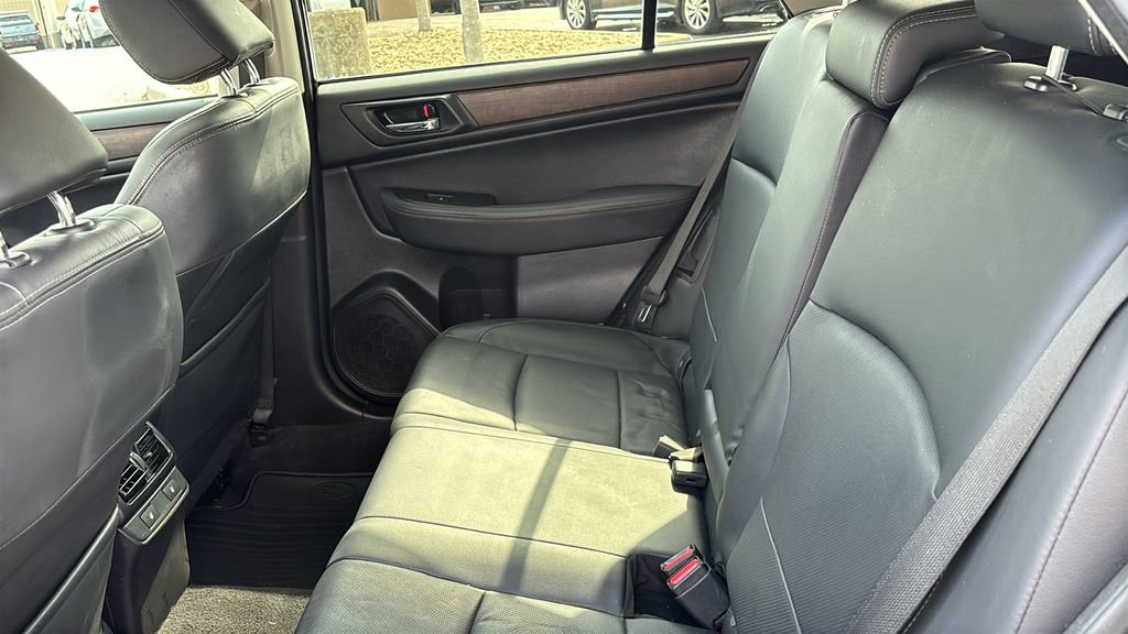 Used 2017 Subaru Outback 2.5i Limited AWD/4WD image 28