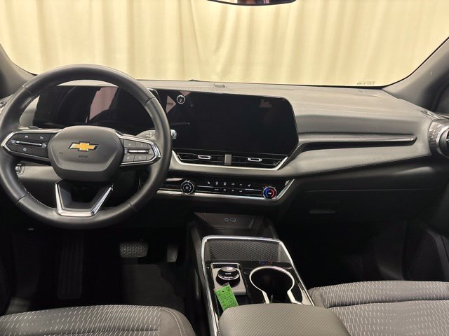 Used 2026 Chevrolet Equinox LT AWD/4WD image 18