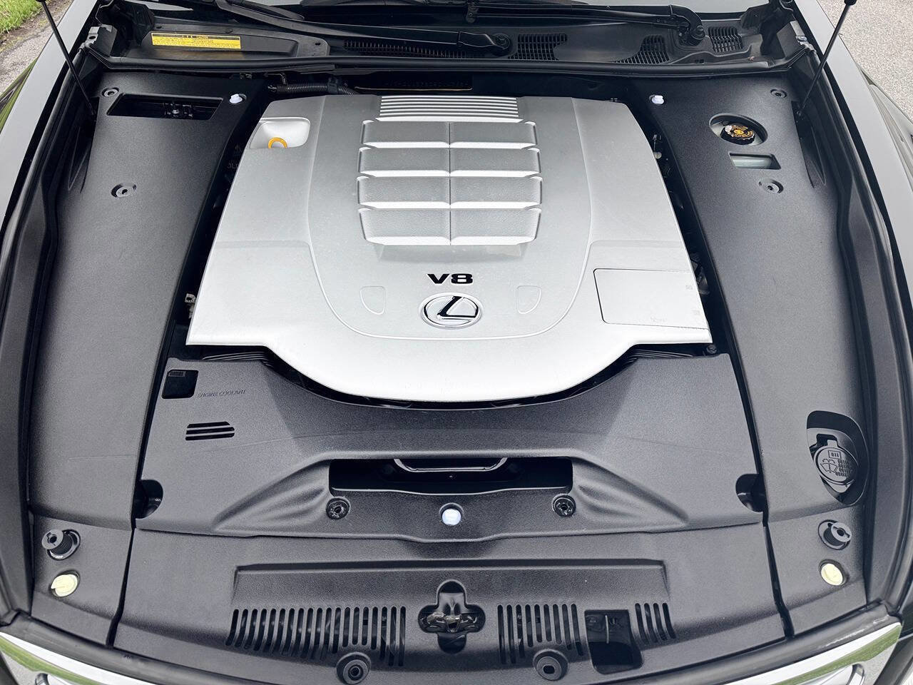 Used 2012 Lexus LS 460 AWD w/ Comfort Plus Pkg image 19