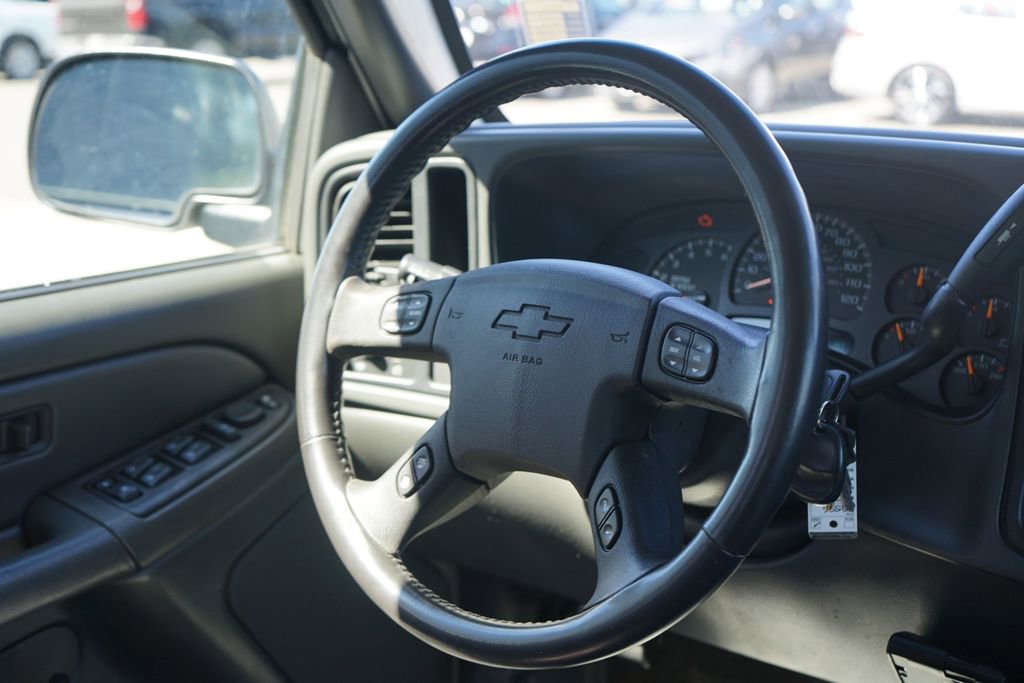 Used 2006 Chevrolet Silverado 1500 LT w/ Light Duty Power Package image 21