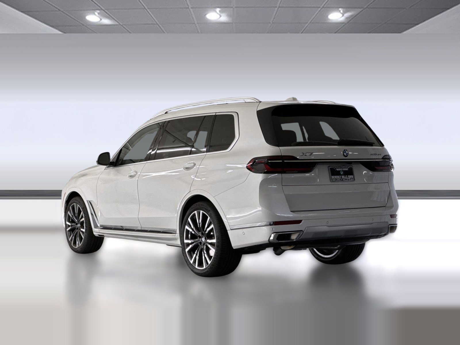 Used 2026 BMW X7 xDrive40i AWD/4WD image 3