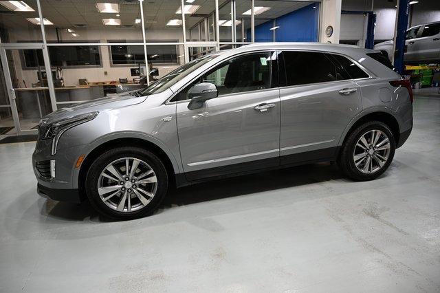 Used 2025 Cadillac XT5 Premium Luxury image 7