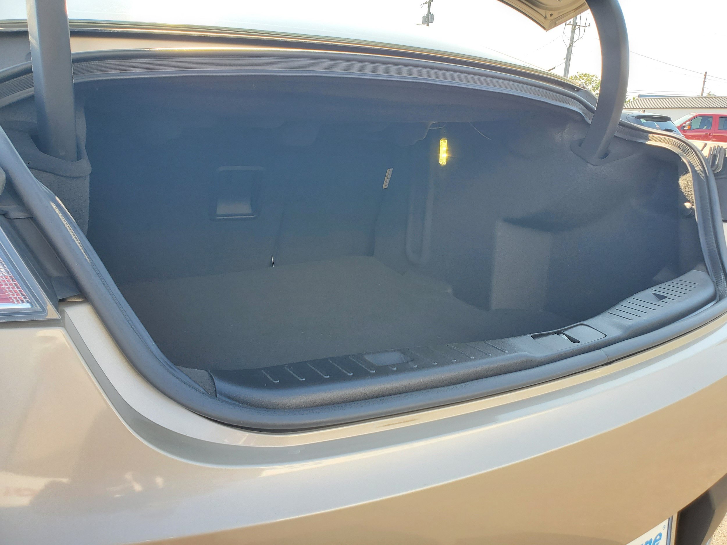 Used 2017 Lincoln MKZ Reserve FWD image 31