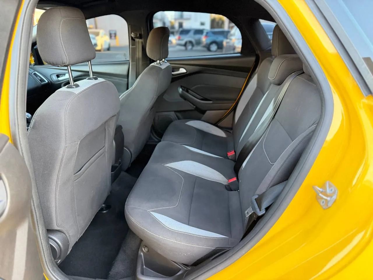 Used 2017 Ford Focus ST image 29