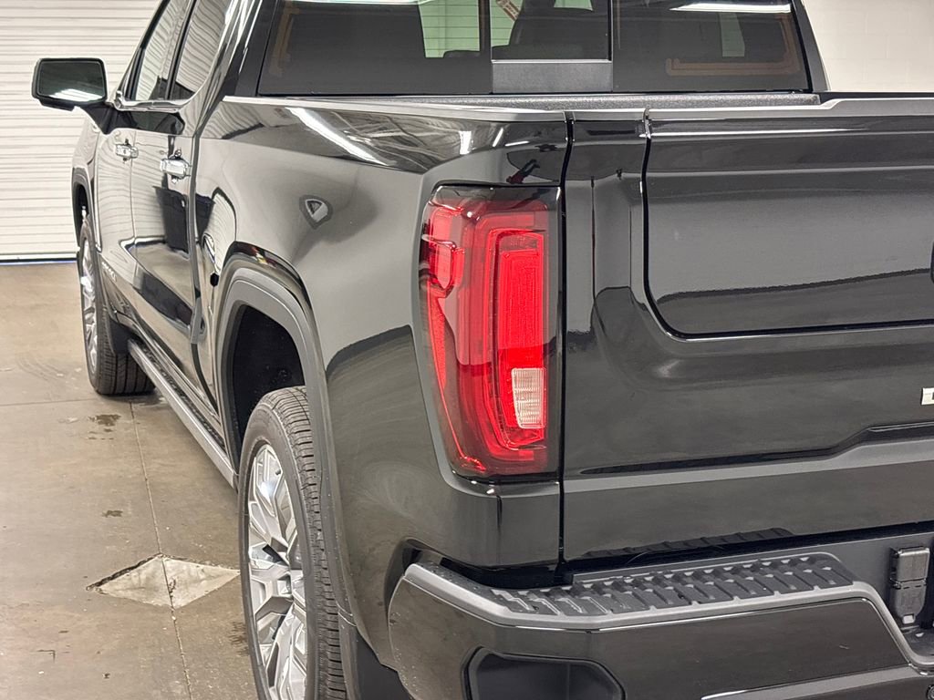 New 2026 GMC Sierra 1500 Denali AWD/4WD image 15