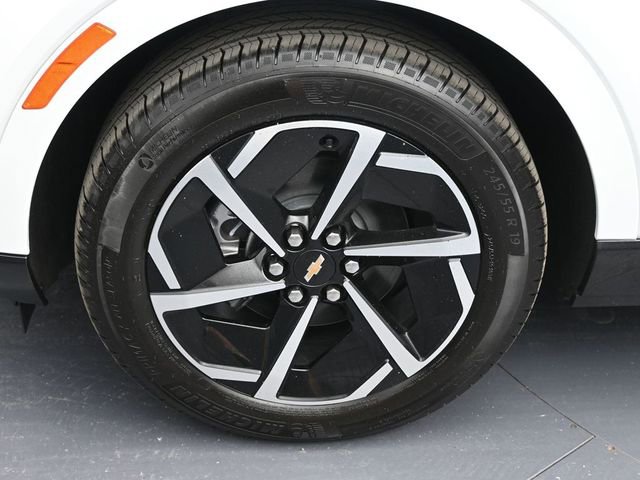 New 2025 Chevrolet Equinox EV LT image 24