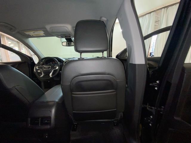 Used 2024 GMC Terrain SLT AWD/4WD image 36