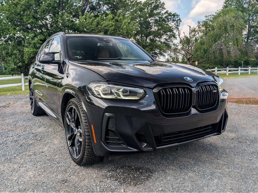 Used 2023 BMW X3 M40i w/ Premium Essential Package AWD/4WD image 3