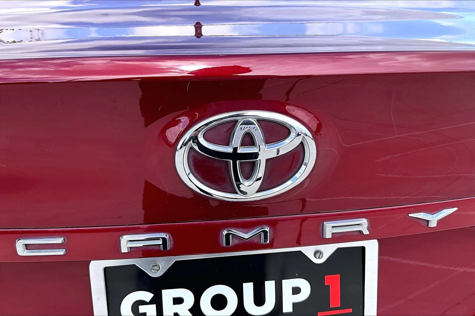 Used 2019 Toyota Camry XLE FWD image 10