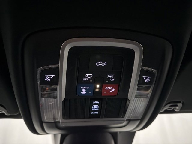 Used 2023 RAM 1500 Laramie image 25