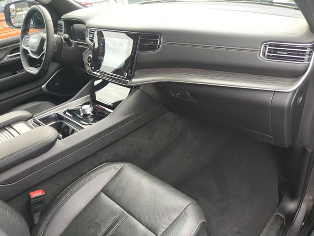 Used 2024 Jeep Wagoneer Series II image 15