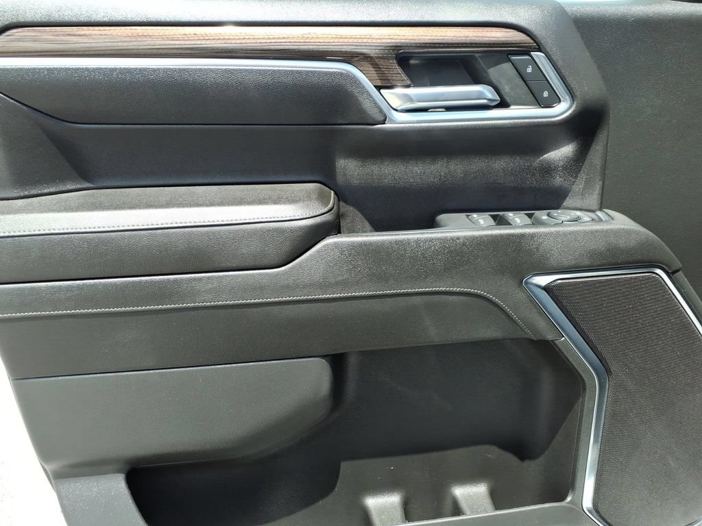 Used 2023 Chevrolet Silverado 1500 LT w/ Protection Package RWD image 22