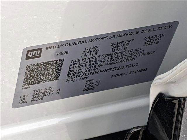 New 2025 Chevrolet Equinox EV LT image 16