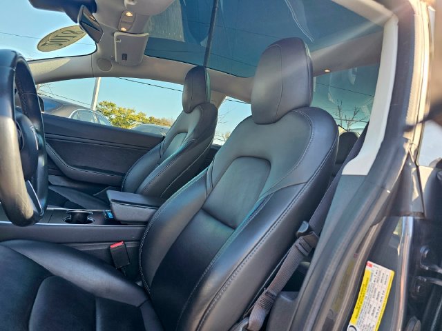 Used 2018 Tesla Model 3 Long Range RWD image 20