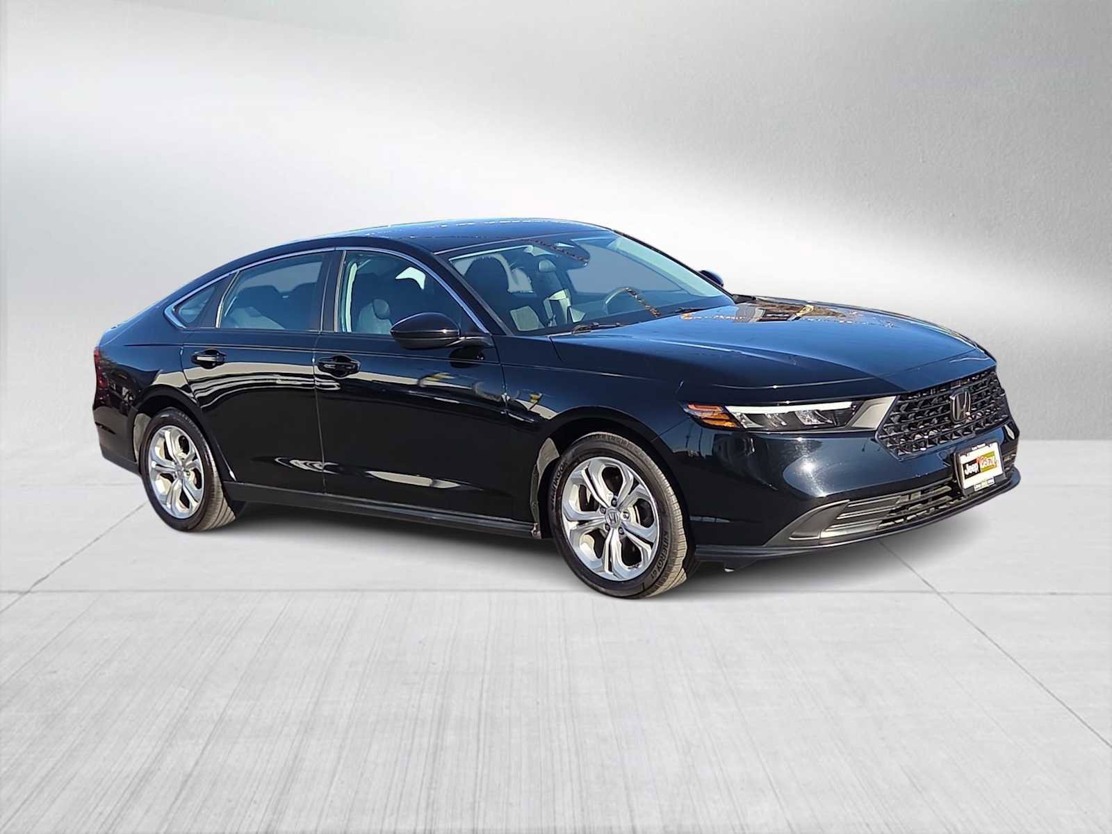 Used 2024 Honda Accord LX image 2