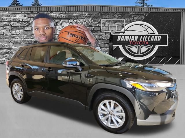 Used 2024 Toyota Corolla Cross LE