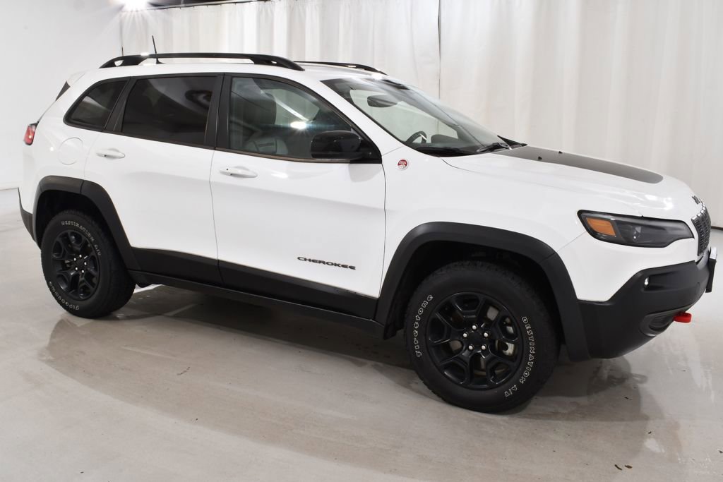 Used 2022 Jeep Cherokee Trailhawk w/ Comfort/Convenience Group AWD/4WD image 5