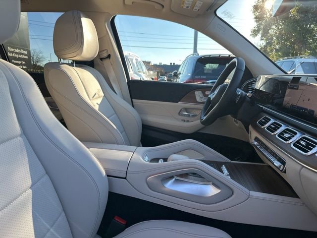 Certified 2026 Mercedes-Benz GLS 450 4MATIC image 37