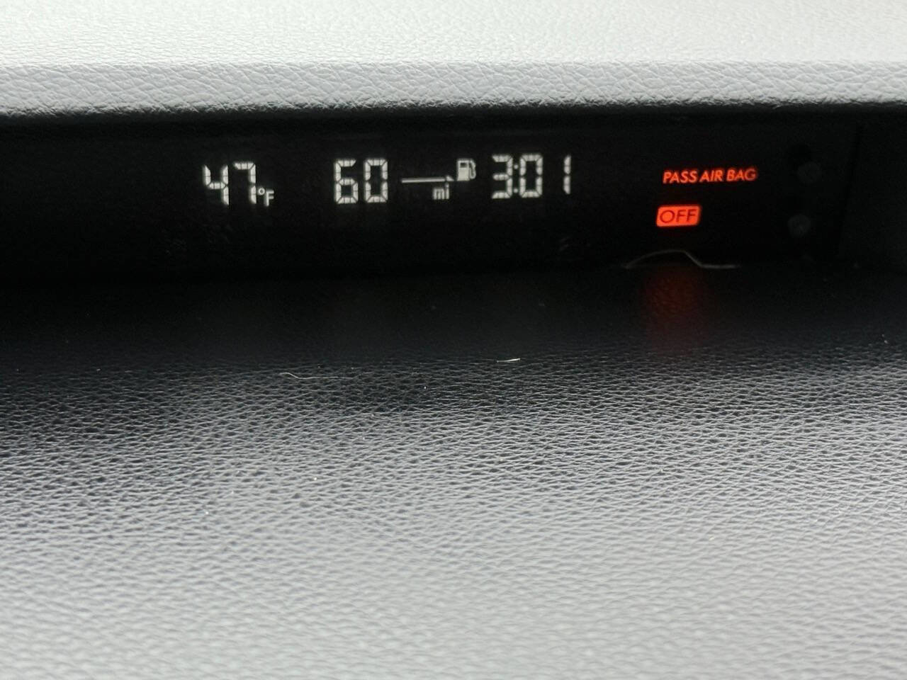 Used 2014 Subaru Outback 3.6R Limited w/ Moonroof Package image 38