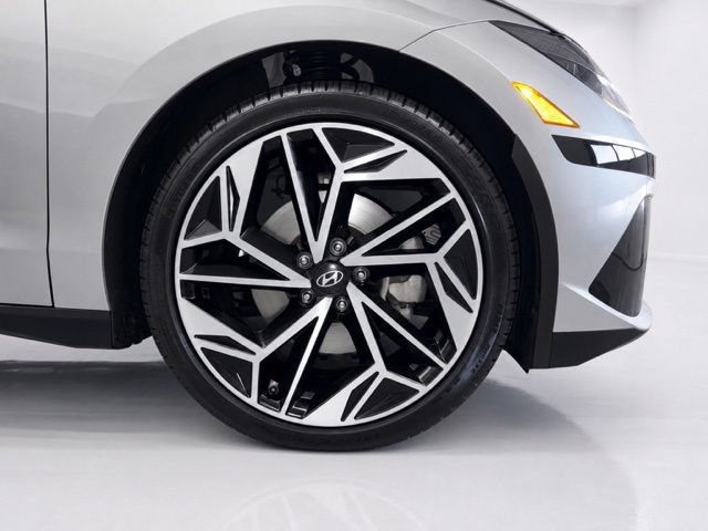 Used 2023 Hyundai Ioniq 6 SEL w/ Cargo Package AWD/4WD image 9
