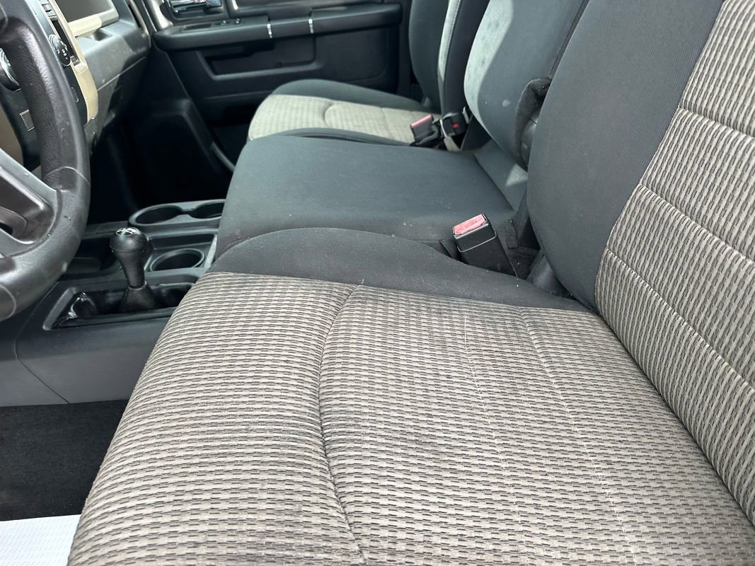 Used 2012 RAM 2500 ST w/ PWR & Remote Entry Group image 24
