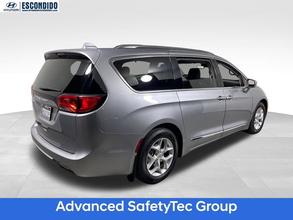 Used 2019 Chrysler Pacifica Touring-L Plus w/ Advanced Safetytec Group FWD image 6