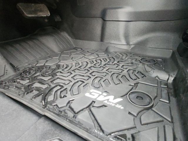 Used 2024 Ford Bronco Badlands image 24
