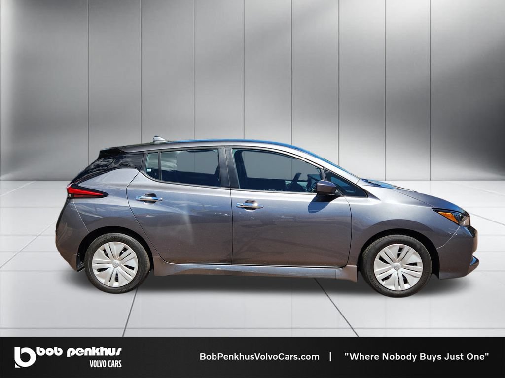 Used 2025 Nissan Leaf S FWD image 24