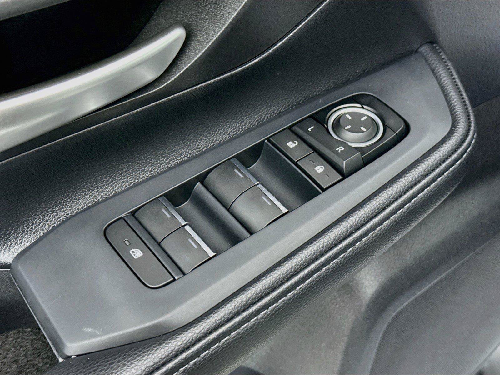 Certified 2025 Toyota Grand Highlander FWD image 27
