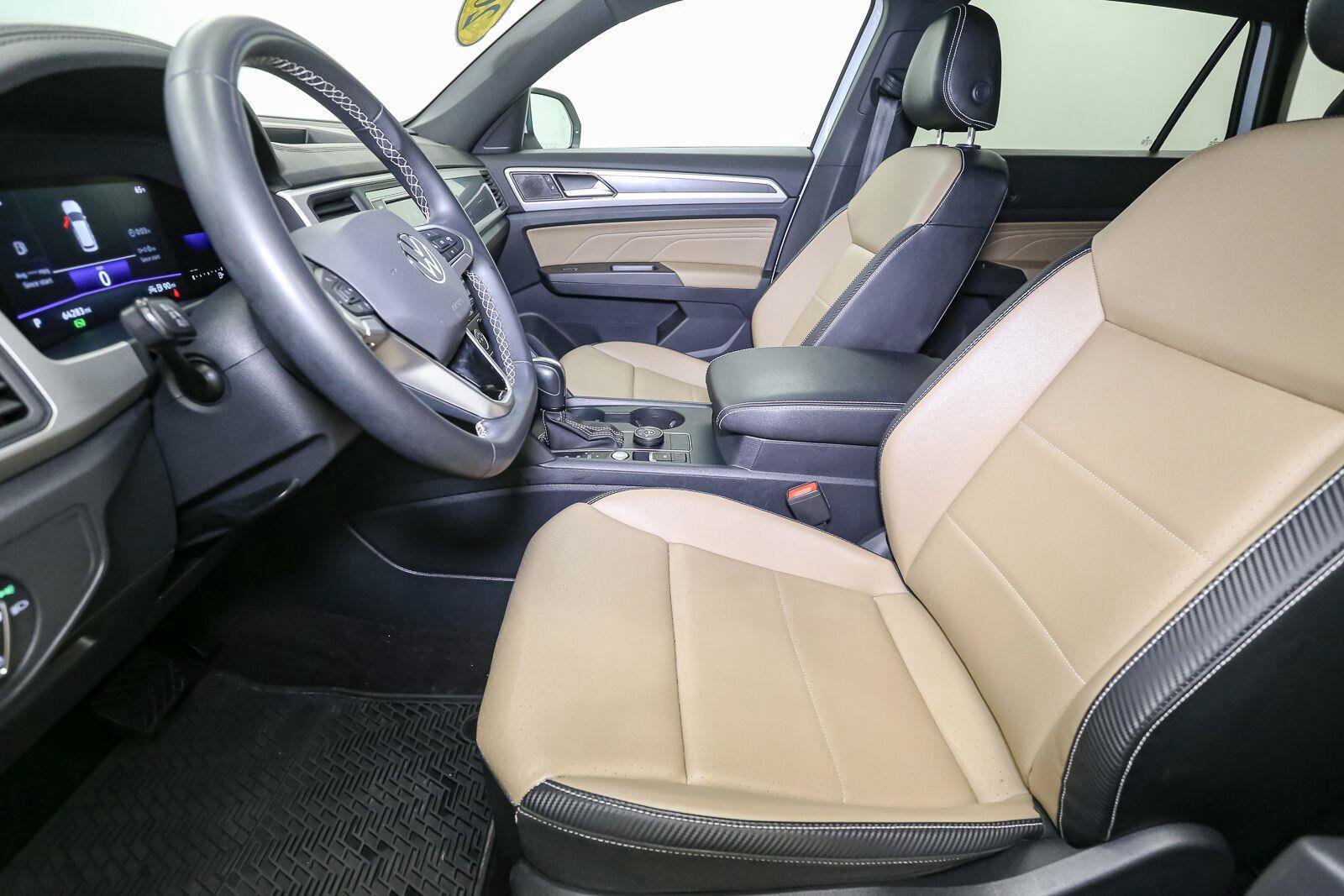 Certified 2022 Volkswagen Atlas Cross Sport SE AWD/4WD image 42