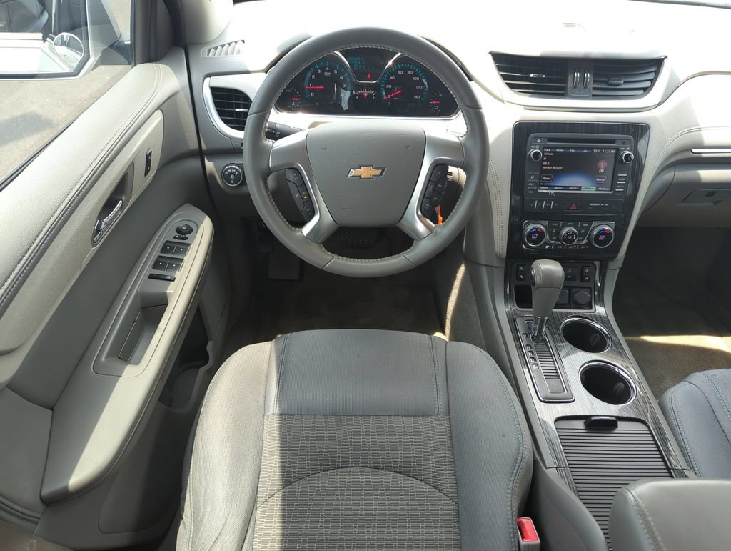 Used 2015 Chevrolet Traverse LT FWD image 14