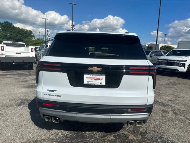 New 2026 Chevrolet Traverse LT w/ Sun and Wheel Package FWD image 4
