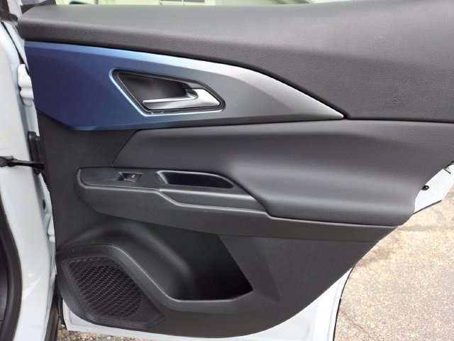 New 2026 Chevrolet Equinox EV LT w/ LPO, Blackout Package FWD image 25