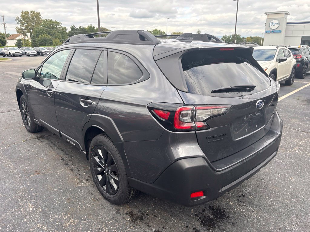 Used 2024 Subaru Outback Onyx Edition AWD/4WD image 5