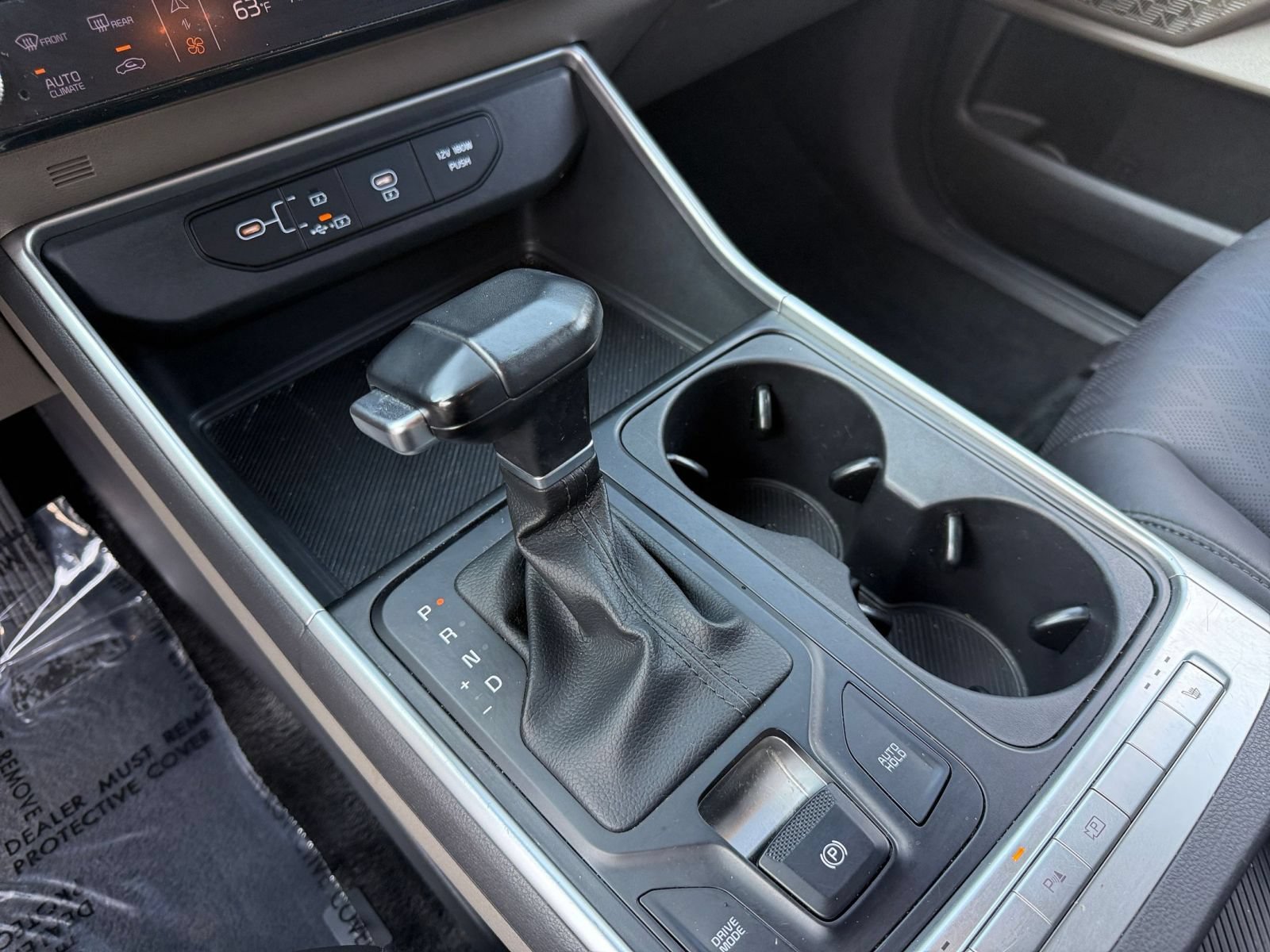 Used 2026 Kia Carnival FWD image 43