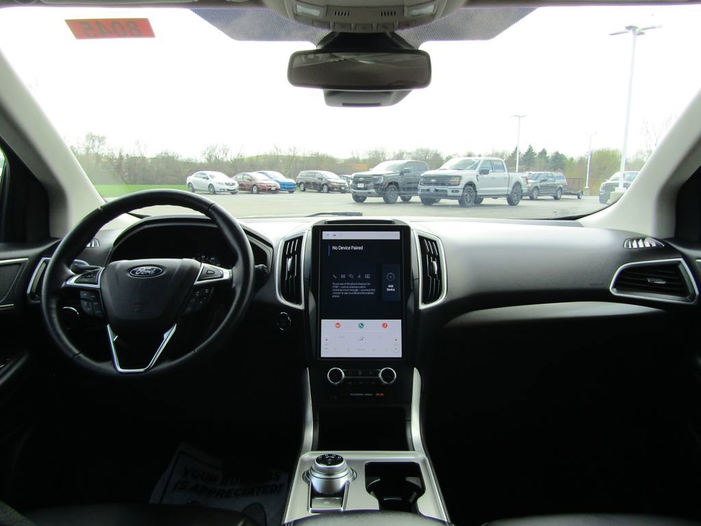 Used 2024 Ford Edge SEL w/ Convenience Package image 17